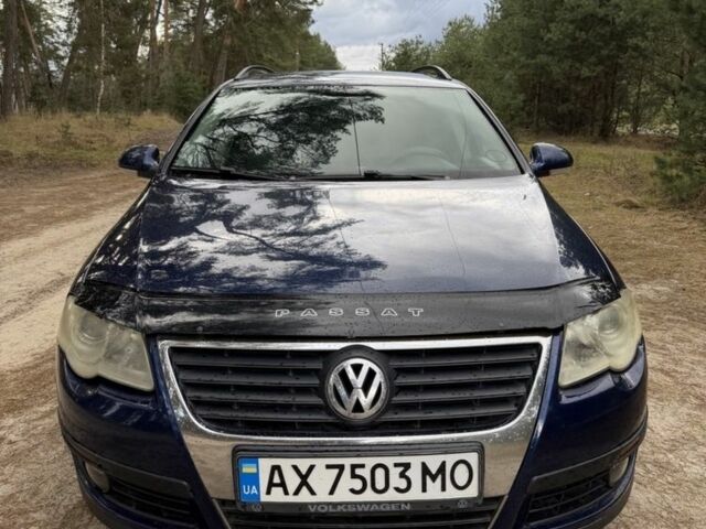 Синий Фольксваген Пассат Вариант, объемом двигателя 1.6 л и пробегом 189 тыс. км за 5250 $, фото 4 на Automoto.ua