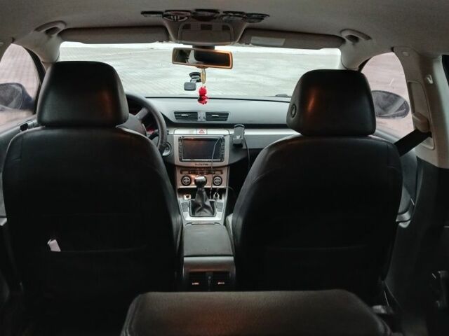 Синій Фольксваген Пассат Варіант, об'ємом двигуна 2 л та пробігом 324 тис. км за 4200 $, фото 20 на Automoto.ua