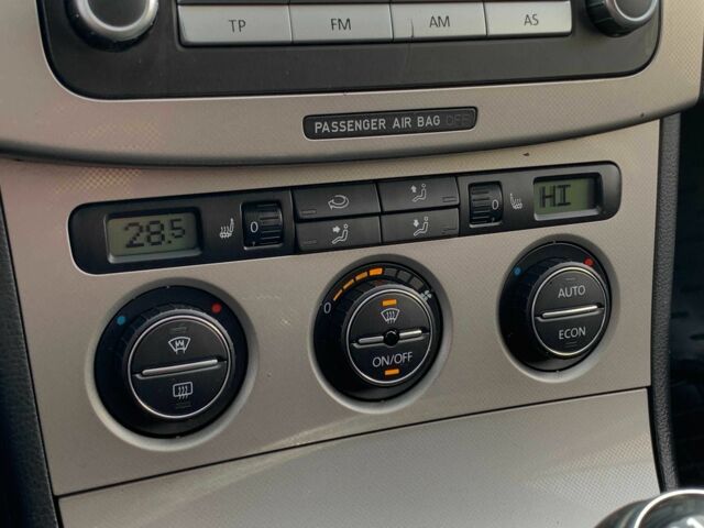 Синій Фольксваген Пассат Варіант, об'ємом двигуна 2 л та пробігом 344 тис. км за 6455 $, фото 20 на Automoto.ua