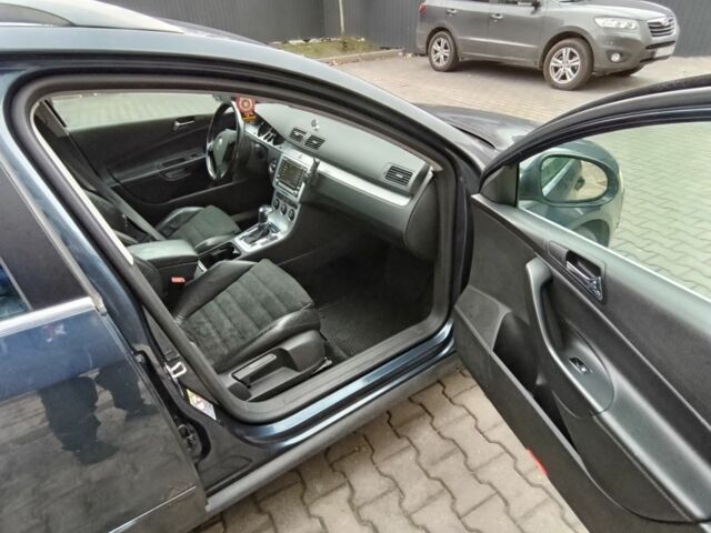 Синий Фольксваген Пассат Вариант, объемом двигателя 2 л и пробегом 293 тыс. км за 2800 $, фото 6 на Automoto.ua