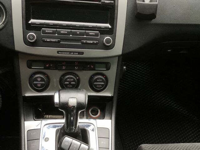 Синий Фольксваген Пассат Вариант, объемом двигателя 2 л и пробегом 350 тыс. км за 6200 $, фото 13 на Automoto.ua