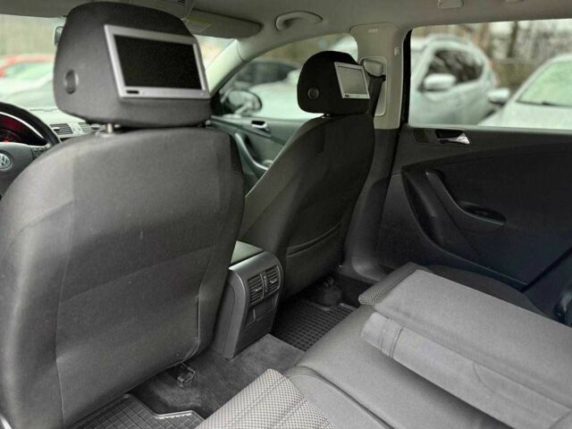 Синий Фольксваген Пассат Вариант, объемом двигателя 2 л и пробегом 234 тыс. км за 5499 $, фото 10 на Automoto.ua