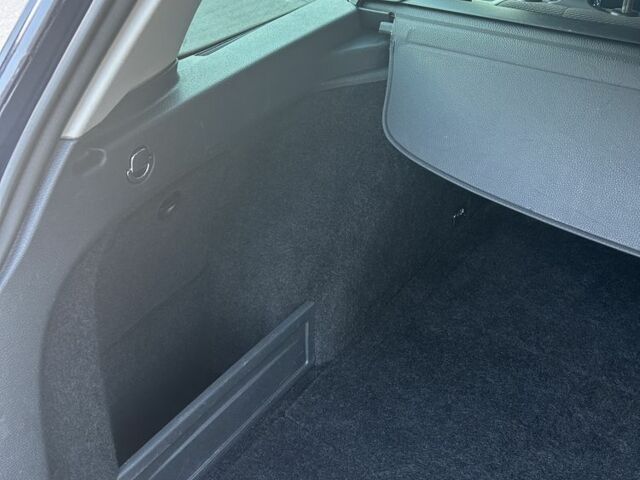 Синій Фольксваген Пассат Варіант, об'ємом двигуна 1.9 л та пробігом 345 тис. км за 7200 $, фото 10 на Automoto.ua