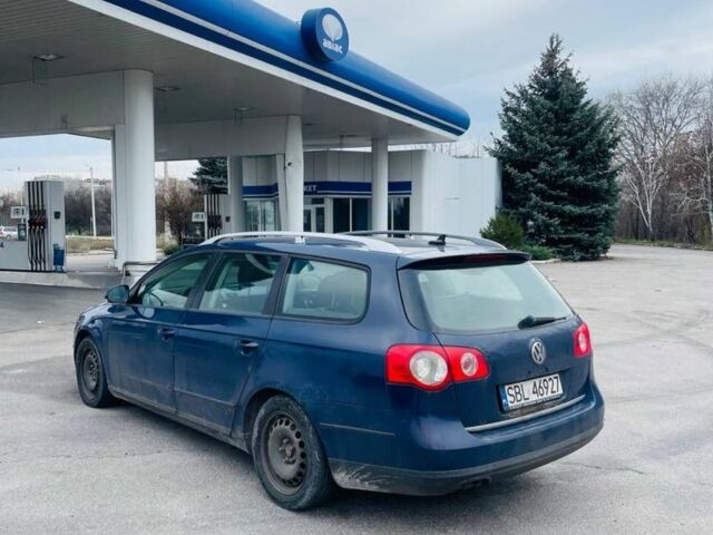 Синий Фольксваген Пассат Вариант, объемом двигателя 2 л и пробегом 230 тыс. км за 2000 $, фото 4 на Automoto.ua