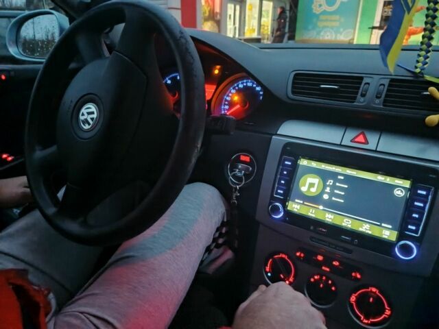 Синий Фольксваген Пассат Вариант, объемом двигателя 2 л и пробегом 198 тыс. км за 6000 $, фото 2 на Automoto.ua