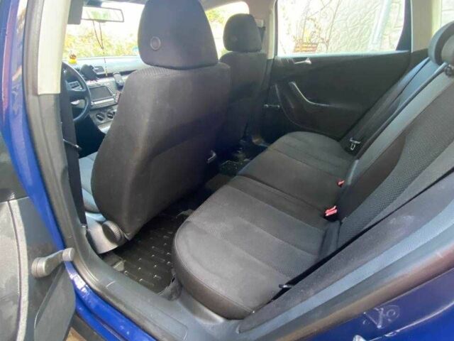 Синій Фольксваген Пассат Варіант, об'ємом двигуна 2 л та пробігом 271 тис. км за 6700 $, фото 10 на Automoto.ua