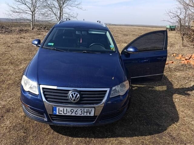 Синий Фольксваген Пассат Вариант, объемом двигателя 2 л и пробегом 400 тыс. км за 3200 $, фото 1 на Automoto.ua