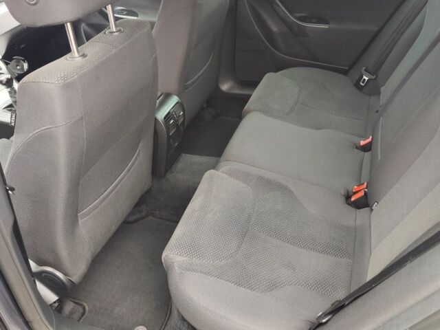 Синий Фольксваген Пассат Вариант, объемом двигателя 2 л и пробегом 239 тыс. км за 2750 $, фото 9 на Automoto.ua