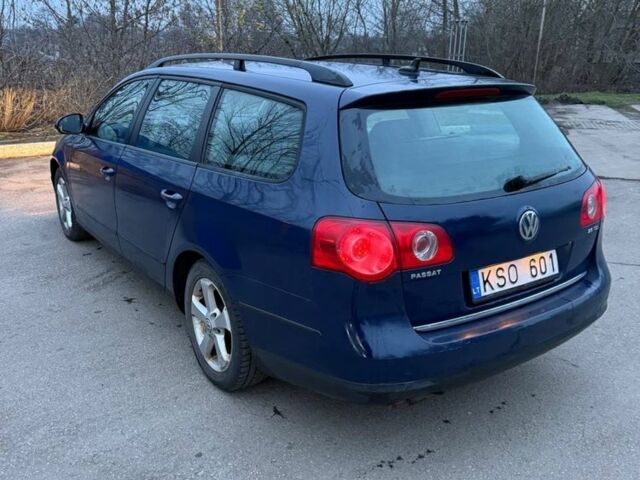 Синій Фольксваген Пассат Варіант, об'ємом двигуна 2 л та пробігом 284 тис. км за 2800 $, фото 3 на Automoto.ua