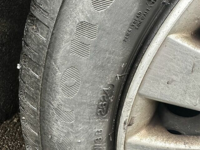 Синій Фольксваген Пассат Варіант, об'ємом двигуна 2 л та пробігом 287 тис. км за 2899 $, фото 10 на Automoto.ua