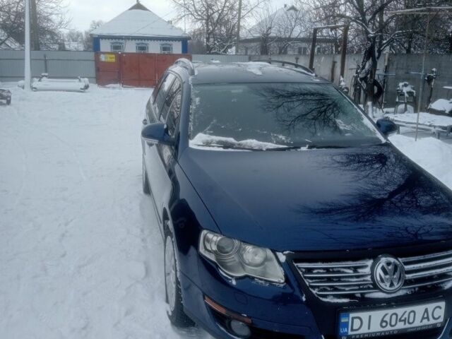 Синій Фольксваген Пассат Варіант, об'ємом двигуна 2 л та пробігом 240 тис. км за 6500 $, фото 1 на Automoto.ua