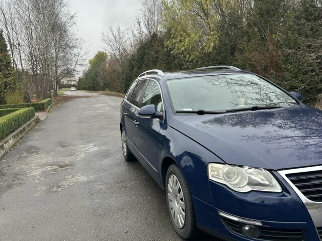 Синій Фольксваген Пассат Варіант, об'ємом двигуна 2 л та пробігом 287 тис. км за 2899 $, фото 21 на Automoto.ua