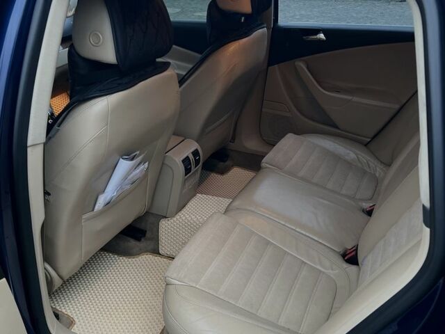 Синій Фольксваген Пассат Варіант, об'ємом двигуна 2 л та пробігом 272 тис. км за 6499 $, фото 9 на Automoto.ua