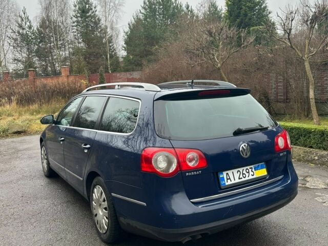 Синій Фольксваген Пассат Варіант, об'ємом двигуна 2 л та пробігом 300 тис. км за 3199 $, фото 4 на Automoto.ua
