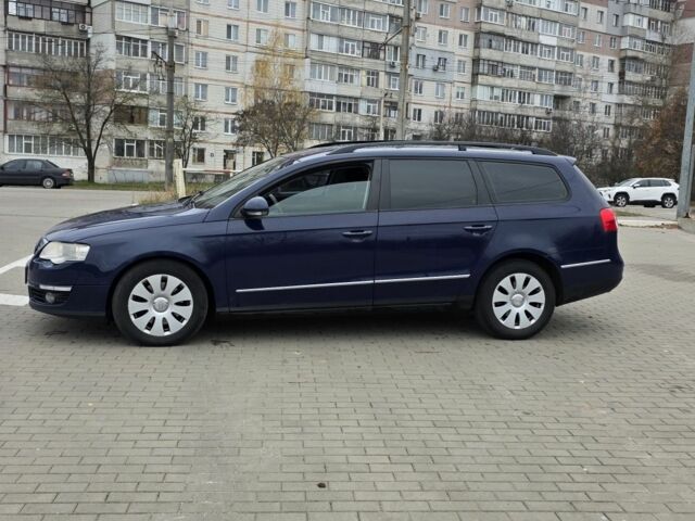 Синий Фольксваген Пассат Вариант, объемом двигателя 2 л и пробегом 350 тыс. км за 4333 $, фото 3 на Automoto.ua