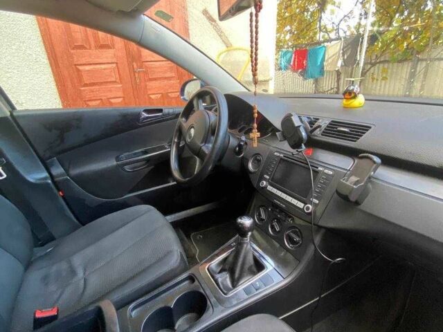 Синій Фольксваген Пассат Варіант, об'ємом двигуна 2 л та пробігом 271 тис. км за 6700 $, фото 6 на Automoto.ua