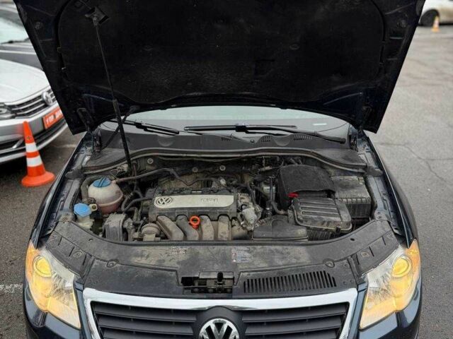 Синий Фольксваген Пассат Вариант, объемом двигателя 2 л и пробегом 234 тыс. км за 5499 $, фото 21 на Automoto.ua