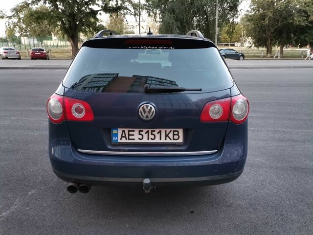 Синий Фольксваген Пассат Вариант, объемом двигателя 2 л и пробегом 244 тыс. км за 4400 $, фото 3 на Automoto.ua