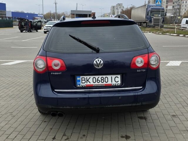 Синий Фольксваген Пассат Вариант, объемом двигателя 2 л и пробегом 350 тыс. км за 4333 $, фото 5 на Automoto.ua