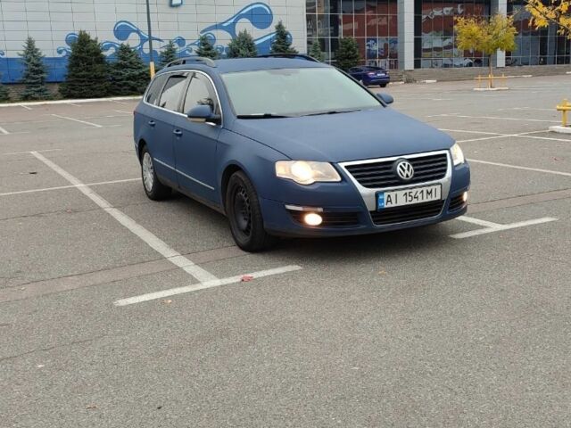Синій Фольксваген Пассат Варіант, об'ємом двигуна 1.6 л та пробігом 301 тис. км за 5100 $, фото 6 на Automoto.ua