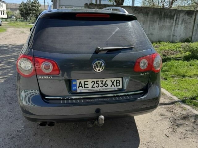 Синій Фольксваген Пассат Варіант, об'ємом двигуна 2 л та пробігом 230 тис. км за 5200 $, фото 2 на Automoto.ua