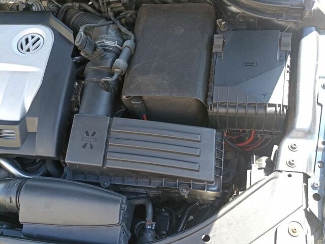 Синий Фольксваген Пассат Вариант, объемом двигателя 2 л и пробегом 280 тыс. км за 7800 $, фото 10 на Automoto.ua