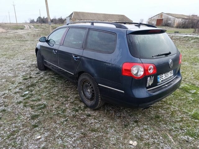 Синій Фольксваген Пассат Варіант, об'ємом двигуна 2 л та пробігом 390 тис. км за 5000 $, фото 3 на Automoto.ua