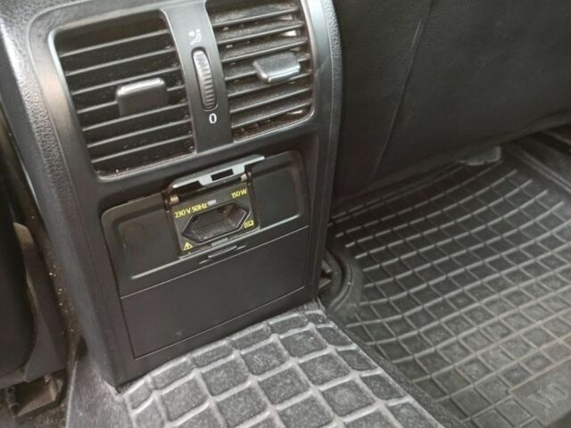 Синий Фольксваген Пассат Вариант, объемом двигателя 2 л и пробегом 289 тыс. км за 6400 $, фото 10 на Automoto.ua