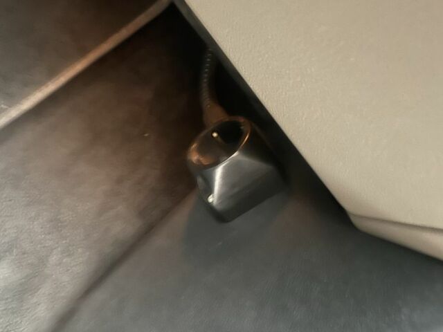 Синий Фольксваген Пассат Вариант, объемом двигателя 2 л и пробегом 260 тыс. км за 7300 $, фото 17 на Automoto.ua