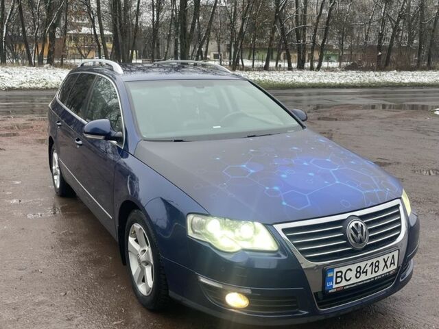 Синий Фольксваген Пассат Вариант, объемом двигателя 2 л и пробегом 260 тыс. км за 7300 $, фото 1 на Automoto.ua
