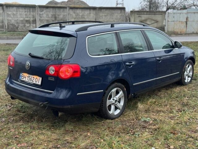 Синий Фольксваген Пассат Вариант, объемом двигателя 2 л и пробегом 277 тыс. км за 3333 $, фото 3 на Automoto.ua