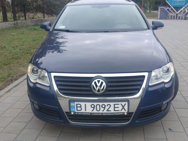 Синій Фольксваген Пассат Варіант, об'ємом двигуна 2 л та пробігом 365 тис. км за 6600 $, фото 3 на Automoto.ua