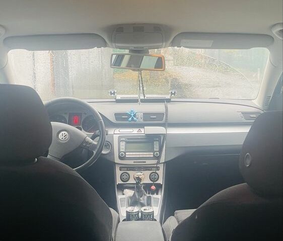 Синий Фольксваген Пассат Вариант, объемом двигателя 2 л и пробегом 530 тыс. км за 3500 $, фото 6 на Automoto.ua