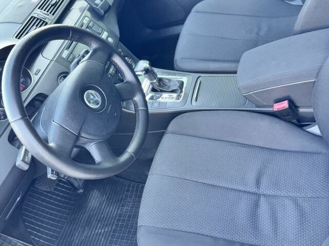 Синій Фольксваген Пассат Варіант, об'ємом двигуна 2 л та пробігом 400 тис. км за 5000 $, фото 5 на Automoto.ua