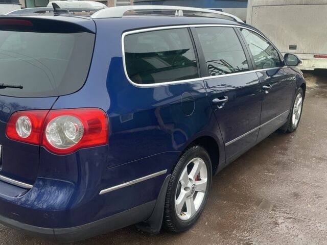 Синий Фольксваген Пассат Вариант, объемом двигателя 2 л и пробегом 260 тыс. км за 7300 $, фото 3 на Automoto.ua