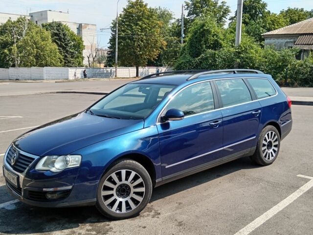 Синий Фольксваген Пассат Вариант, объемом двигателя 1.8 л и пробегом 236 тыс. км за 6600 $, фото 3 на Automoto.ua