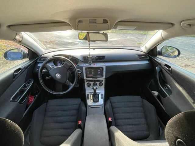 Синий Фольксваген Пассат Вариант, объемом двигателя 2 л и пробегом 383 тыс. км за 5207 $, фото 3 на Automoto.ua