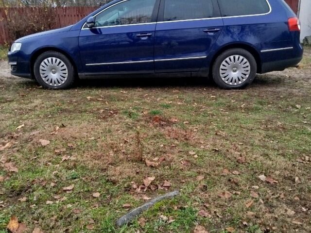 Синий Фольксваген Пассат Вариант, объемом двигателя 1.9 л и пробегом 314 тыс. км за 7000 $, фото 1 на Automoto.ua