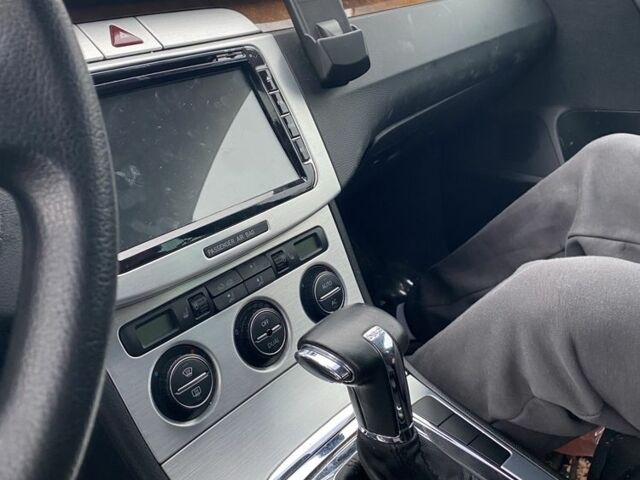 Синий Фольксваген Пассат Вариант, объемом двигателя 1.4 л и пробегом 261 тыс. км за 7700 $, фото 13 на Automoto.ua