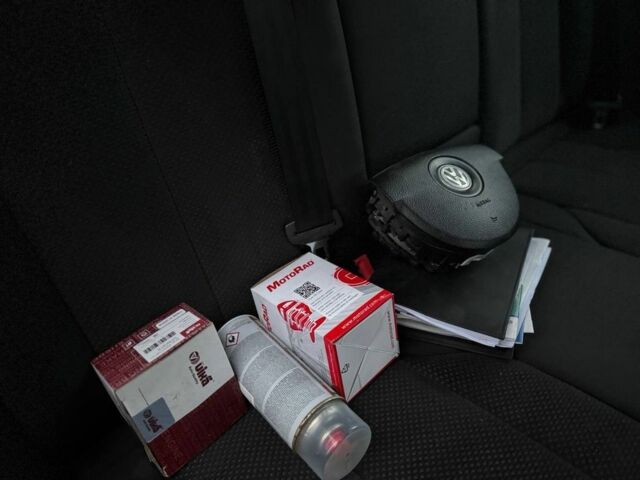 Синий Фольксваген Пассат Вариант, объемом двигателя 2 л и пробегом 277 тыс. км за 3333 $, фото 15 на Automoto.ua