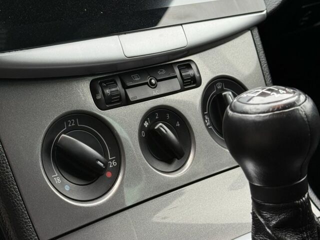 Синий Фольксваген Пассат Вариант, объемом двигателя 1.8 л и пробегом 293 тыс. км за 6700 $, фото 8 на Automoto.ua