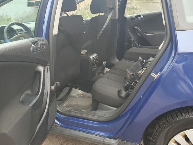 Синій Фольксваген Пассат Варіант, об'ємом двигуна 2 л та пробігом 333 тис. км за 3000 $, фото 11 на Automoto.ua