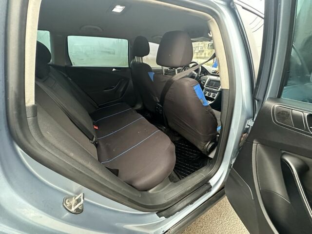 Синій Фольксваген Пассат Варіант, об'ємом двигуна 2 л та пробігом 277 тис. км за 4800 $, фото 8 на Automoto.ua