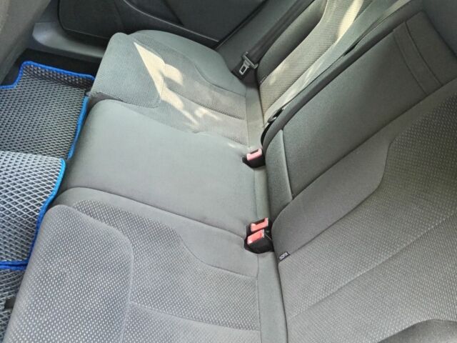 Синий Фольксваген Пассат Вариант, объемом двигателя 1.8 л и пробегом 236 тыс. км за 6600 $, фото 6 на Automoto.ua