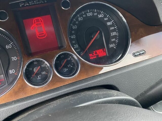 Синий Фольксваген Пассат Вариант, объемом двигателя 1.4 л и пробегом 261 тыс. км за 7700 $, фото 14 на Automoto.ua