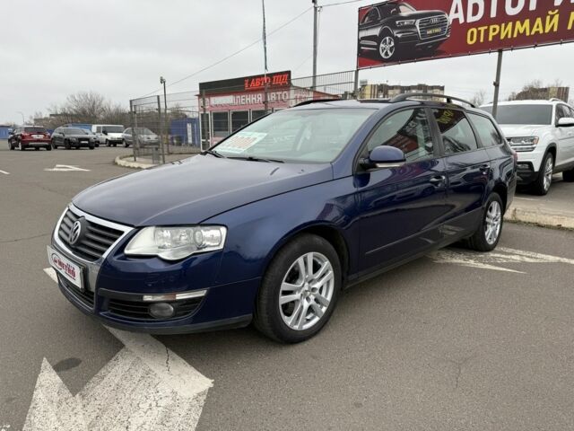 Синий Фольксваген Пассат Вариант, объемом двигателя 1.8 л и пробегом 293 тыс. км за 6700 $, фото 1 на Automoto.ua