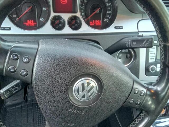 Синій Фольксваген Пассат Варіант, об'ємом двигуна 2 л та пробігом 314 тис. км за 7300 $, фото 5 на Automoto.ua