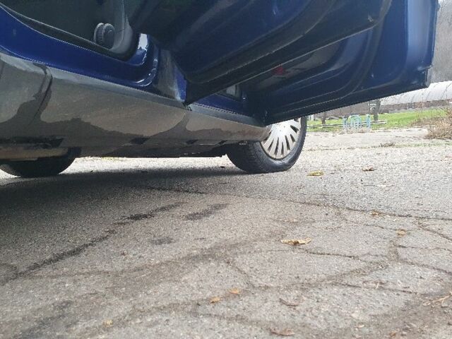 Синій Фольксваген Пассат Варіант, об'ємом двигуна 2 л та пробігом 333 тис. км за 3000 $, фото 17 на Automoto.ua