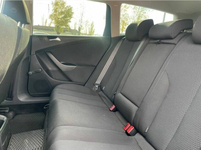 Синий Фольксваген Пассат Вариант, объемом двигателя 1.4 л и пробегом 264 тыс. км за 6400 $, фото 21 на Automoto.ua