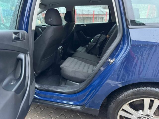 Синий Фольксваген Пассат Вариант, объемом двигателя 2 л и пробегом 307 тыс. км за 4900 $, фото 9 на Automoto.ua